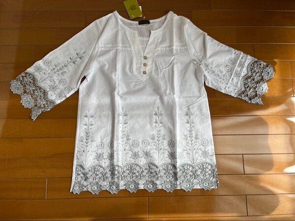 豪華レース刺繍チュニック M~L ホワイト綿100% 未使用タグ付き