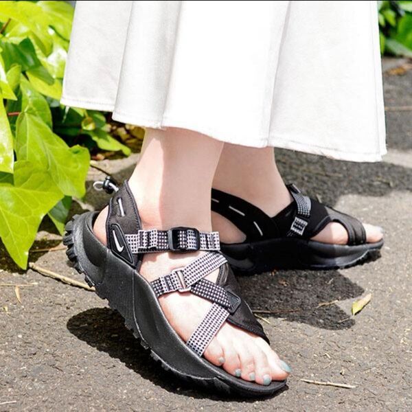 【新品】NIKE ONEONTA オニオンタ ナイキサンダル 23センチ 水陸両用 レディース キッズ ジュニア