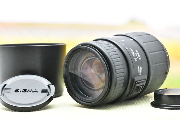 シグマ SIGMA DL MACRO 70-300mm F4-5.6 Kマウント