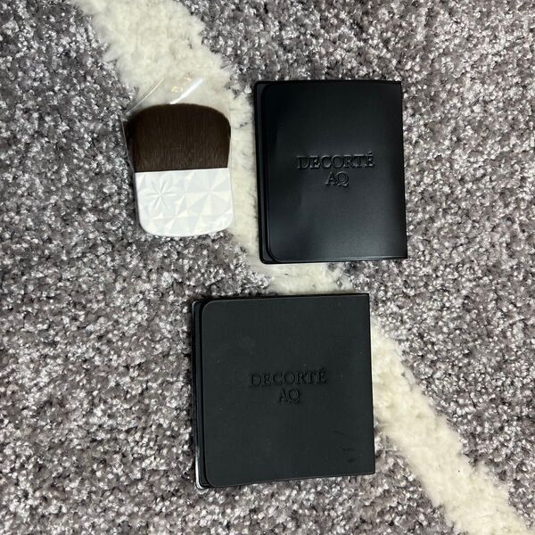 DECORTE AQ オーラリフレクター用ブラシ&パフケース 新品未使用