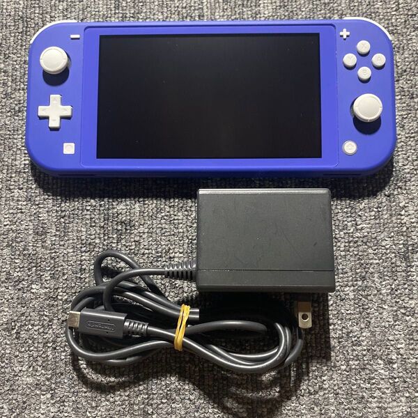ニンテンドースイッチライト ブルー 充電器付き