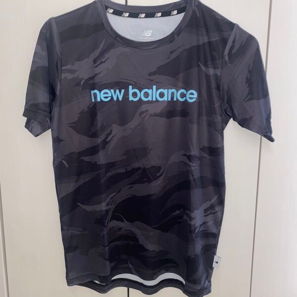 New Balance 半袖トレーニングウェア Tシャツ 迷彩柄 キッズ150