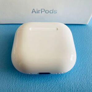 AirPods 第4世代 充電ケースのみ ノイズキャンセリング付き A3059