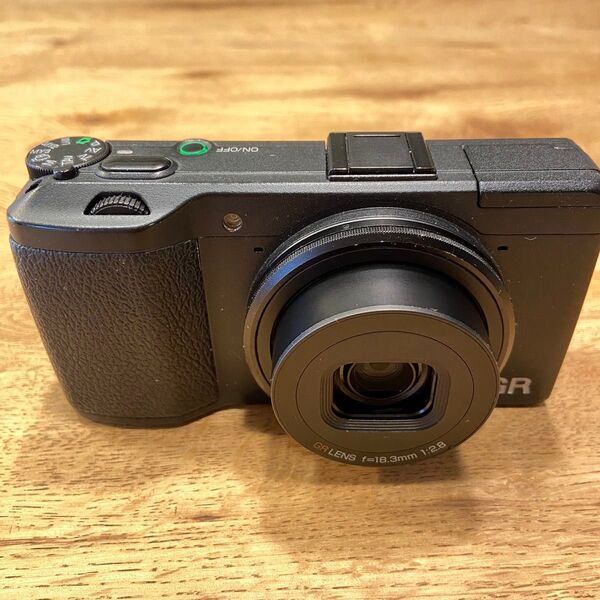 RICOH リコー GR コンデジ 2013年製 初代 名作 バッテリー2個付き デジカメ