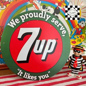 【ラスト1点】7up セブンアップ ブリキ看板 アメリカン雑貨 アメリカンダイナー アメリカンガレージ アメリカンフェンス