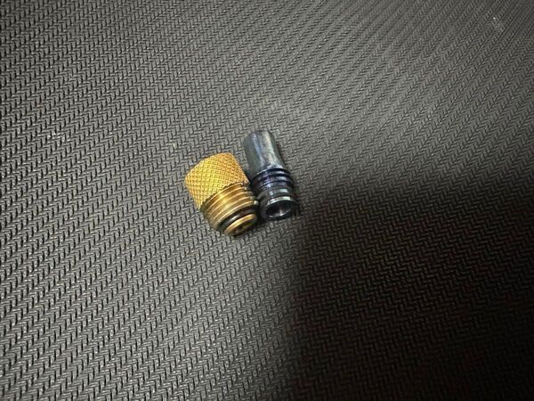 BB互換トップキャップ 金色 中古 VAPE どちらか一個