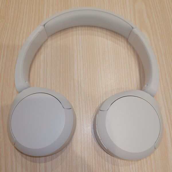 【ジャンク品】SONY ソニー ワイヤレスヘッドセット WH-CH520(W) ホワイト ワイヤレスヘッドホン