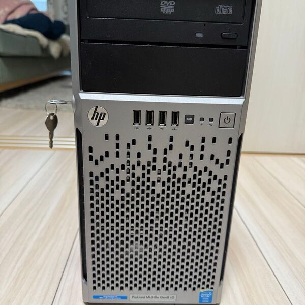 ジャンクML30 HP ProLiant Gen8 CPU Xeon E3-1220v3、メモリ8G、HDD無し。