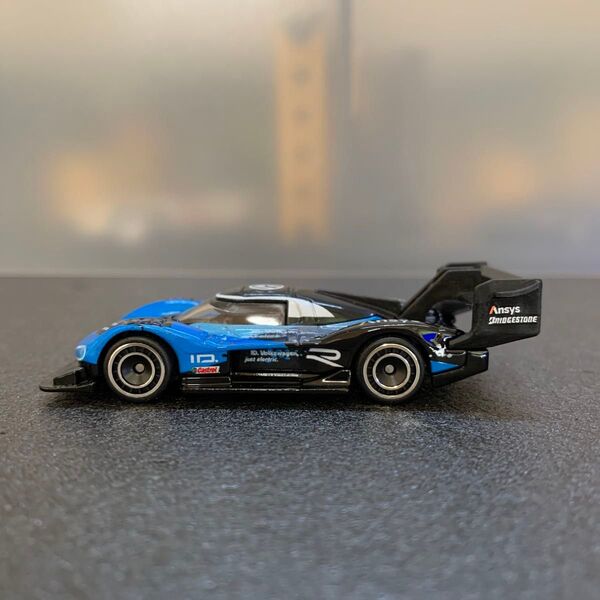 827 美品 VW フォルクスワーゲン レーシングカー IDR 1/64スケール ダイキャスト ミニカー