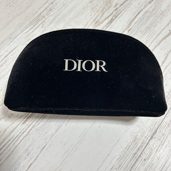 Dior ポーチ ノベルティ