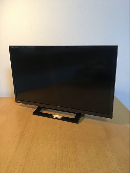 美品 東芝 REGZA 24インチ 液晶テレビ 24S24 2022年製 リモコン 送料無料