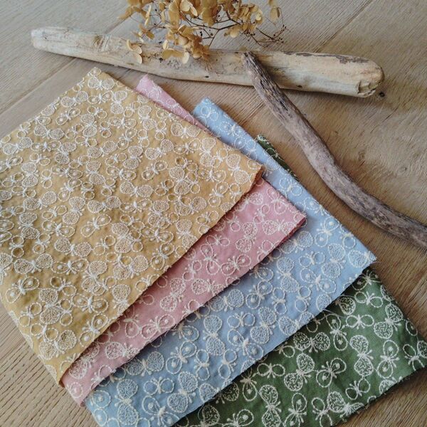 【現品限り♪】4色セット * 刺繍コットンリネン * 生地 * 北欧