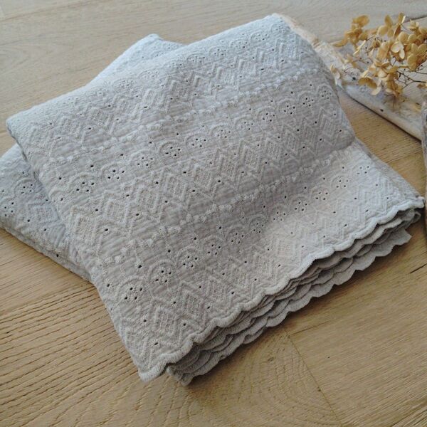 【New*】ダブルガーゼ *コットン刺繍レース生地 * スカラップ