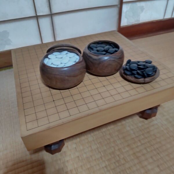 昭和レトロ ビンテージ★木製の囲碁盤と碁石のセット梱包、ペット、喫煙者なし