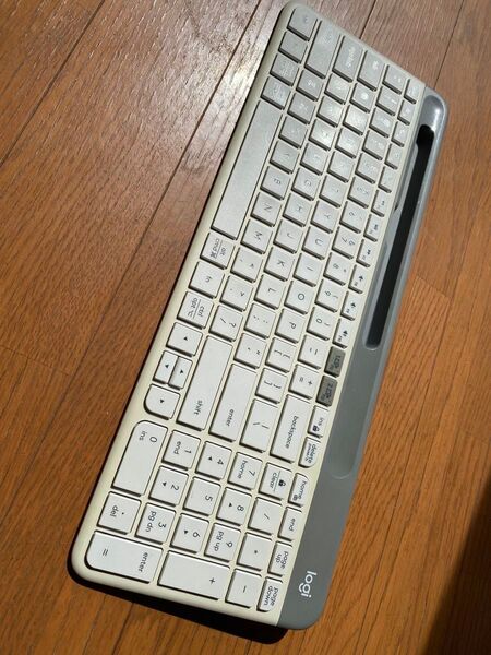 Logi ワイヤレスキーボード K580