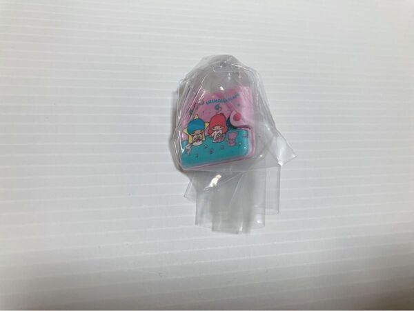 サンリオキャラクターズ レトロミニチュアチャームLittleTwinStars リトルツインスターズ キキララ財布 ガチャ