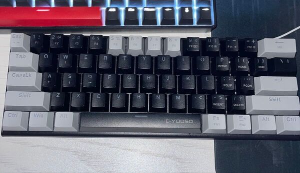 e元素 ゲーミングキーボード青軸