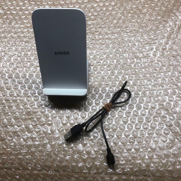 1. ワイヤレス充電器 Anker PowerWave 7.5 Stand