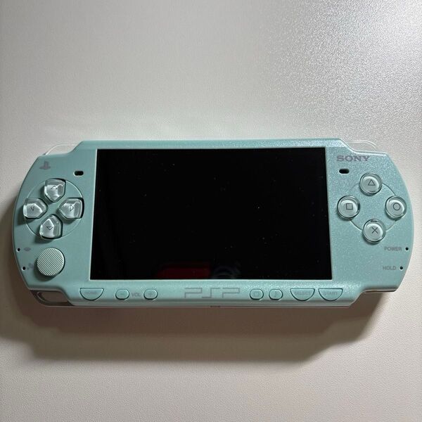 PSP-2000 本体
