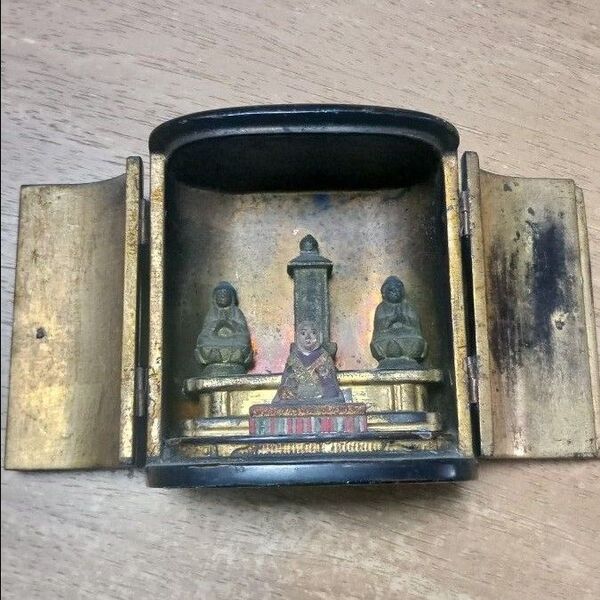 厨子と仏像の置物セット