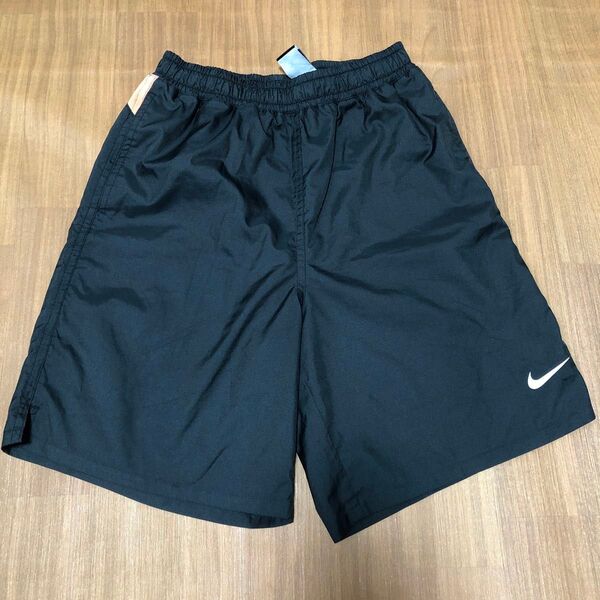 NIKE ナイキ 水着 ハーフパンツ 半ズボン ブラック 150サイズ 男の子 スイミング 海 プール 中古