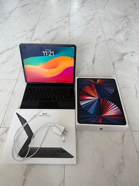 iPad Pro 12.9インチ 第5世代 Wi-Fi 128GB スペースグレイ Magic Keyboard セット