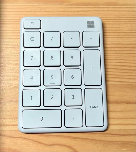 Microsoft ワイヤレス テンキー ホワイト ナンバーパッド