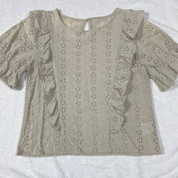 INGNI 花柄 刺繍 トップス ブラウス カットソー ベージュ グリーン