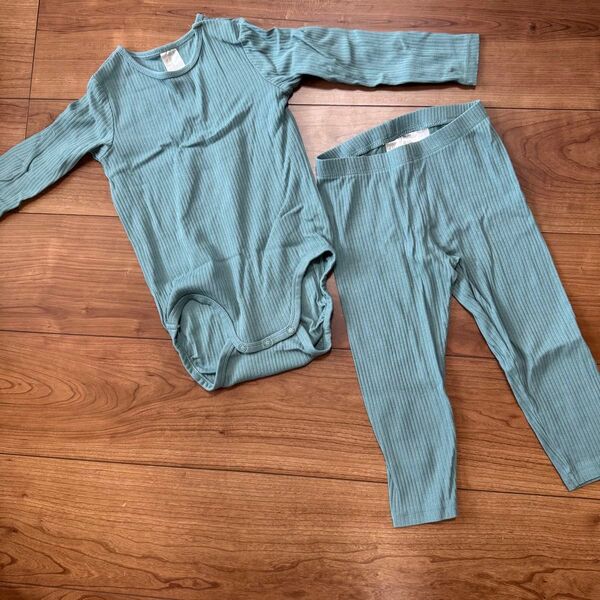 h&m 子供 パジャマ セットアップ ロンパース リブ