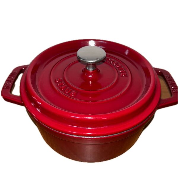 未使用品 STAUB ピコ・ココット ラウンド 18cm レッド