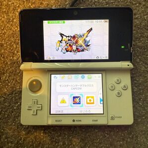 ニンテンドー3DS 本体 白