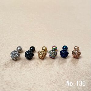 136:2本セット ボディピアス バラ ローズ 18G ピアス 2本セット ゴシック 上品 ブラック