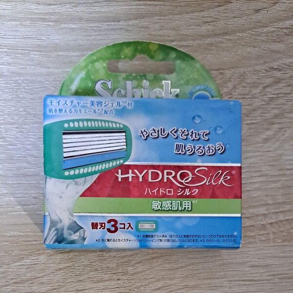 Schick ハイドロシルク 替刃 3個入 敏感肌用