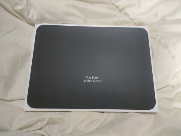アップル Apple MTEG2FE/A (12インチMacBook用レザースリーブ )ブラック