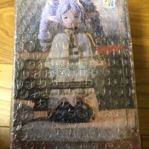 葬送のフリーレン 縦ロールになっちゃたフィギュア