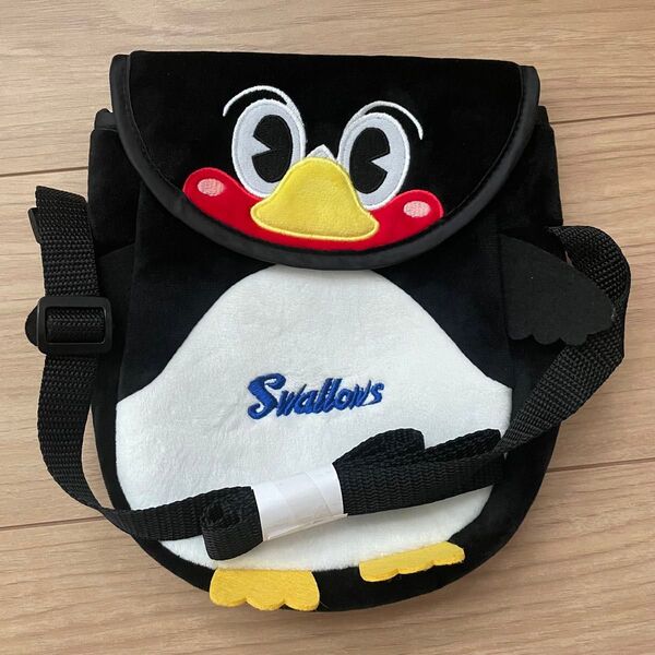 東京ヤクルトスワローズ入会記念品 つば九郎ポシェット ショルダーバッグ CREW
