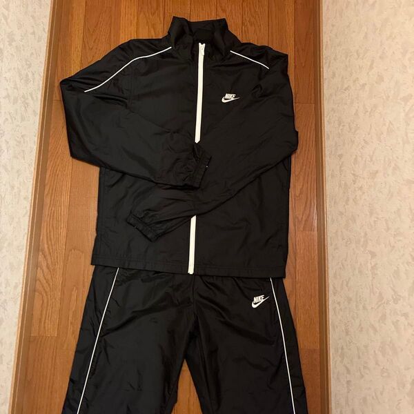 NIKE ナイロンジャケット パンツ セットアップ ブラック Mサイズ