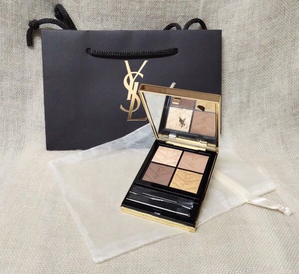 (新品未使用) YSL イヴ サンローラン ボーテ クチュール ミニ クラッチ (アイシャドウ) 800 オーバー ドゥレ