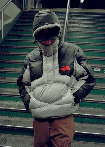 Supreme × THE NORTH FACE ダウンジャケット
