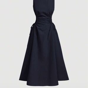 新品 ワンピース ノースリーブ ネイビー カラードレス 紺 黒 結婚式