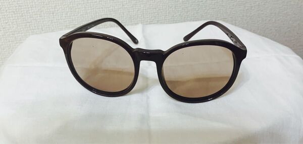 Chloe クロエ サングラス made in France 丸型 ケース付き