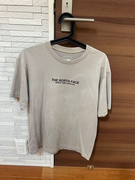 ノースフェイスTシャツ