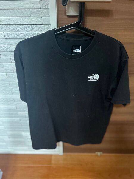 ノースフェイスTシャツ