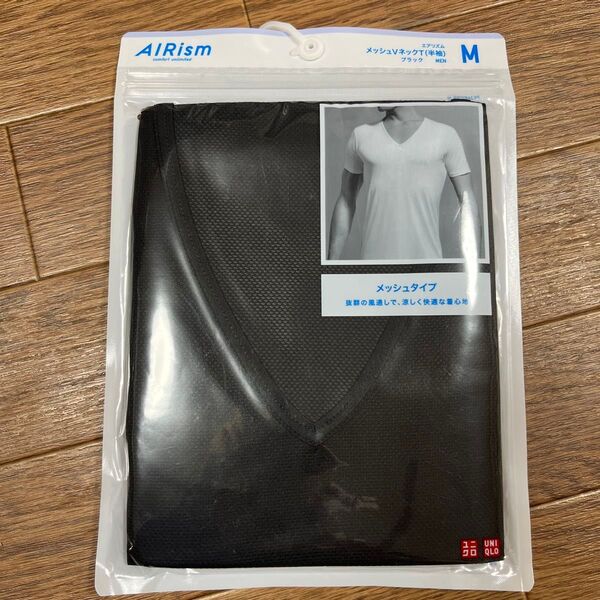 ユニクロ メンズ エアリズム メッシュVネックT M 新品