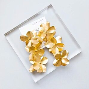 【再販】マットゴールド フラワー ピアス イヤリング ブライダル ハンドメイド