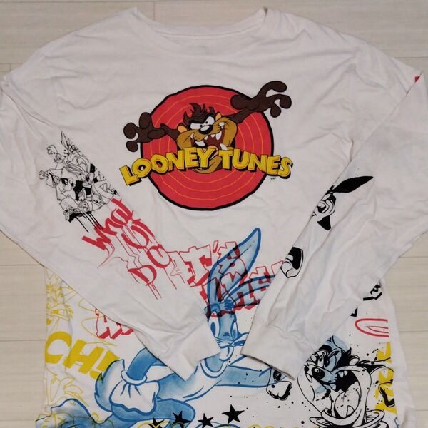 LOONEY TUNES ロングTシャツ