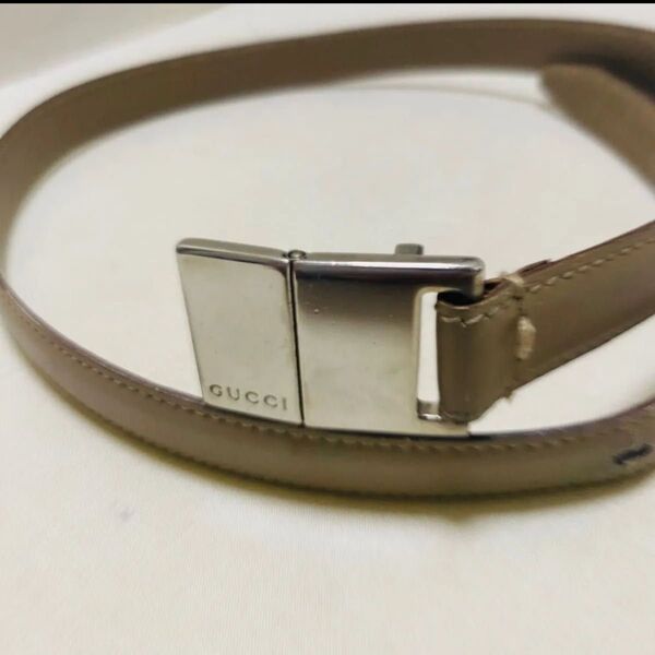 GUCCI グッチ シルバーエンブレムベルト ベージュ 本革 レザー