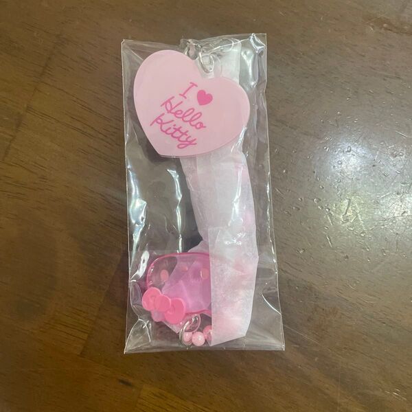 I love hello kitty シークレットストラップ クリアピンク