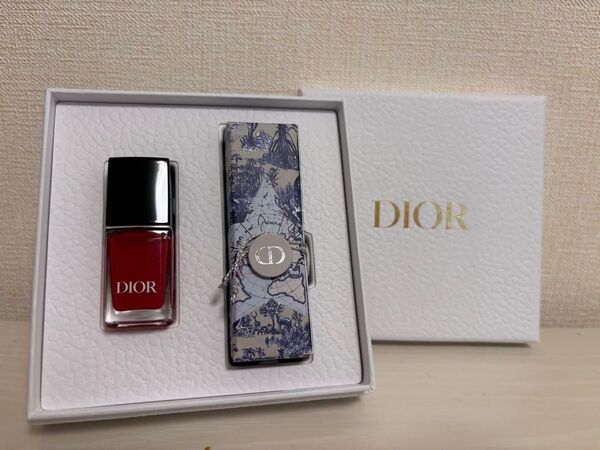 Diorクリスタル会員限定バースデイギフト2025 Dior ディオール ルージュ 720V ネイル バースデーギフト