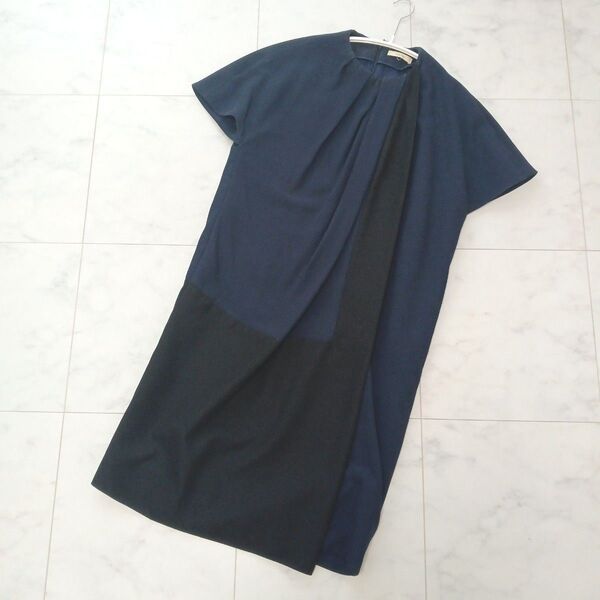 CELINE ネイビー ×ブラック 半袖ワンピース